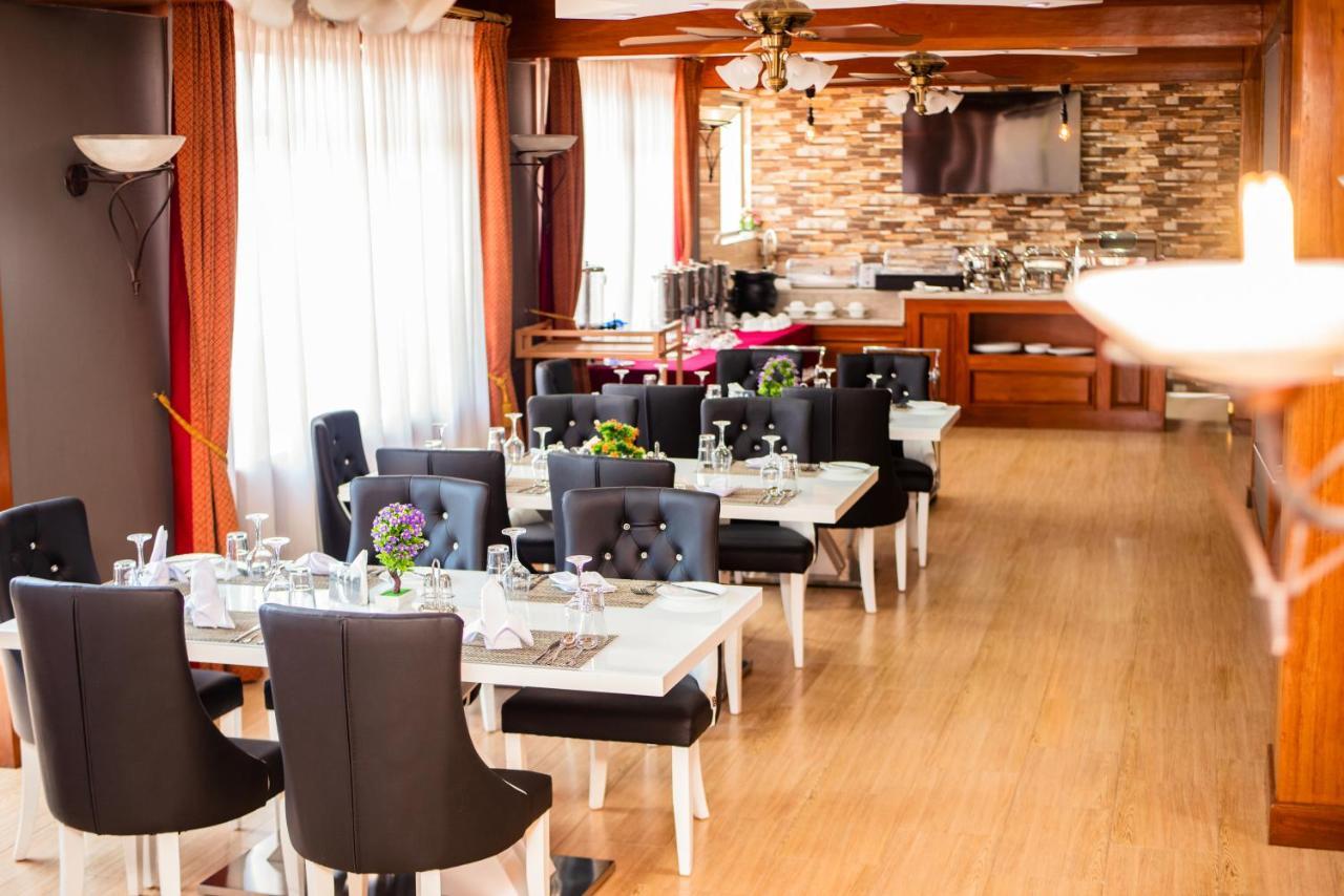 Leyshof Hotel Mwanza Eksteriør bilde