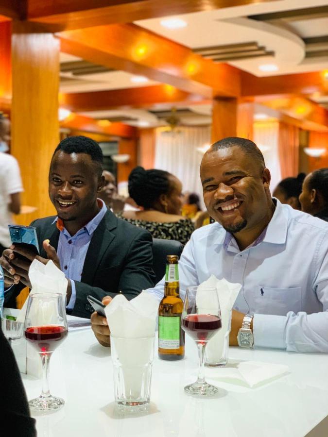 Leyshof Hotel Mwanza Eksteriør bilde
