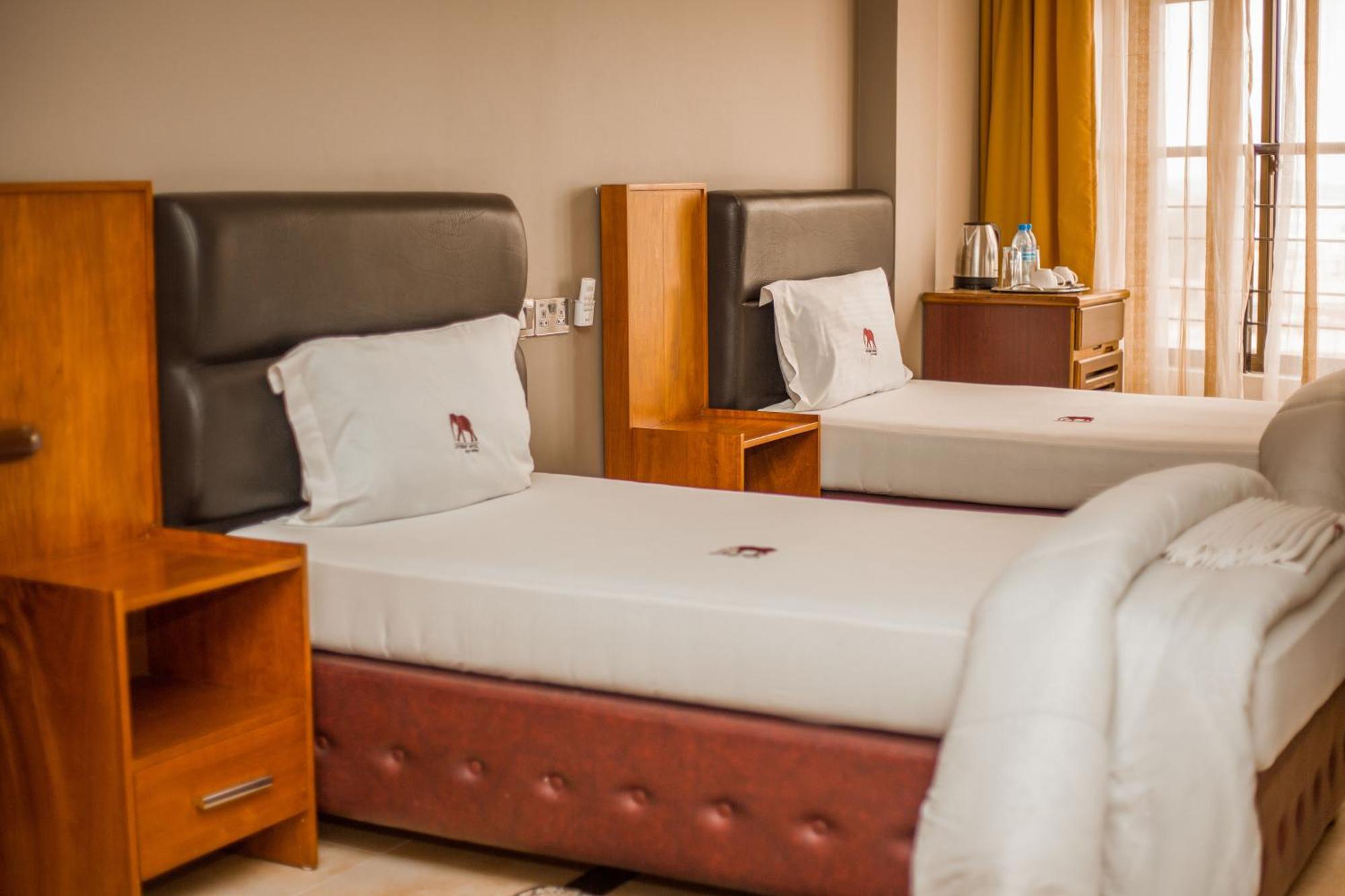 Leyshof Hotel Mwanza Eksteriør bilde